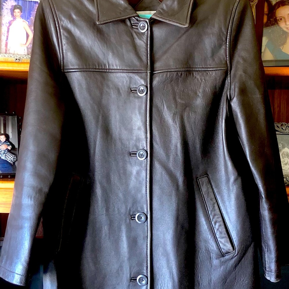 Brown New Zealand leather coat SM Valerie Stevens